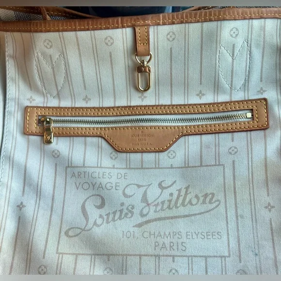 Louis Vuitton Damier Azur Neverfull MM - Picture 9 of 10